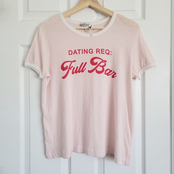 Wildfox Dating Req Graphic Tee Crewneck - Picture 1 of 5